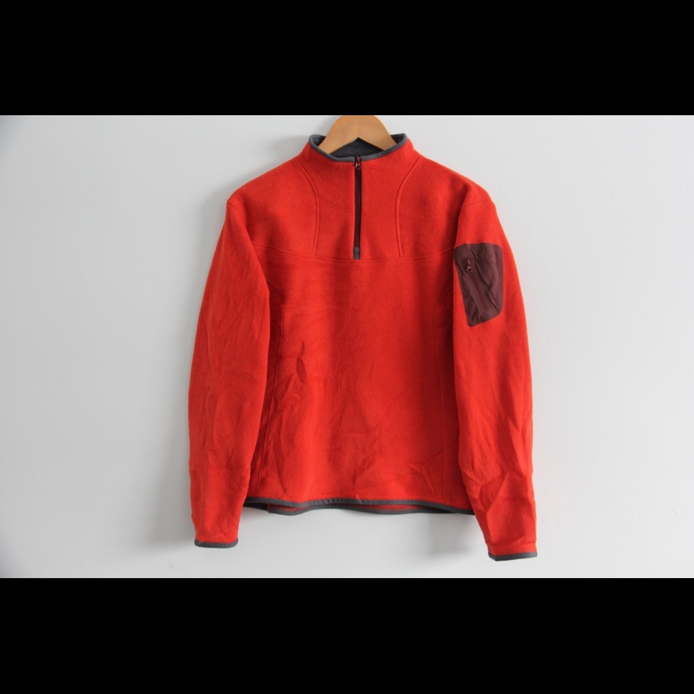 SOLD Arcteryx quarter zip fleece